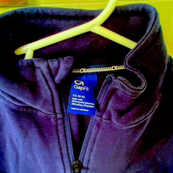 2/$16 Blue GapFit Joggers and Half Zip Pullover (Kids XS-S) - Picture 6 of 7
